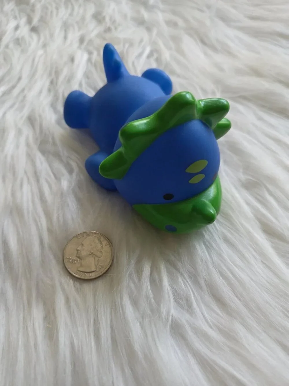Skip Hop Dinosaur Light-Up Baby Bath Toy